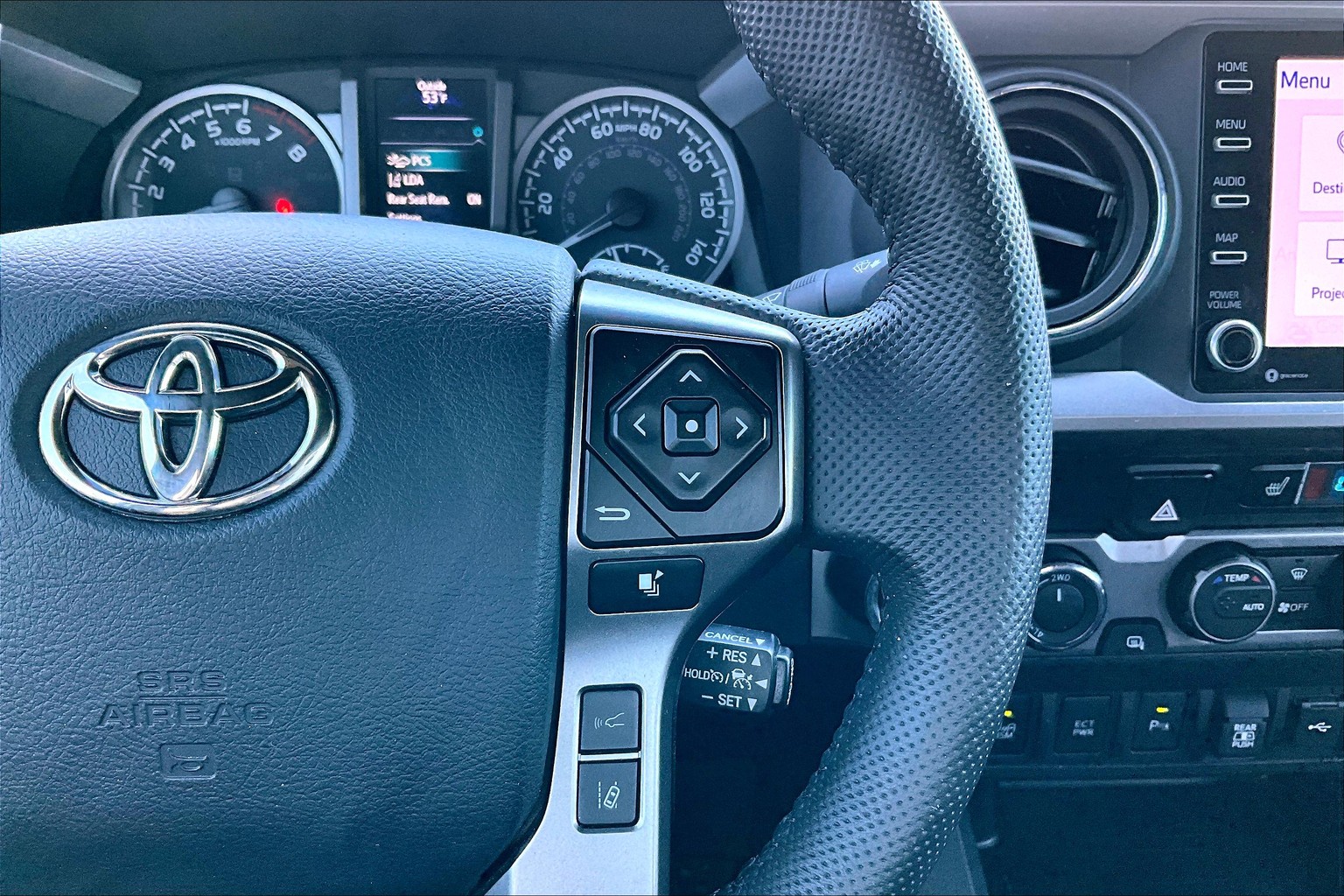 2023 Toyota Tacoma Limited V6 Hutchinson KS | Midwest Ford 